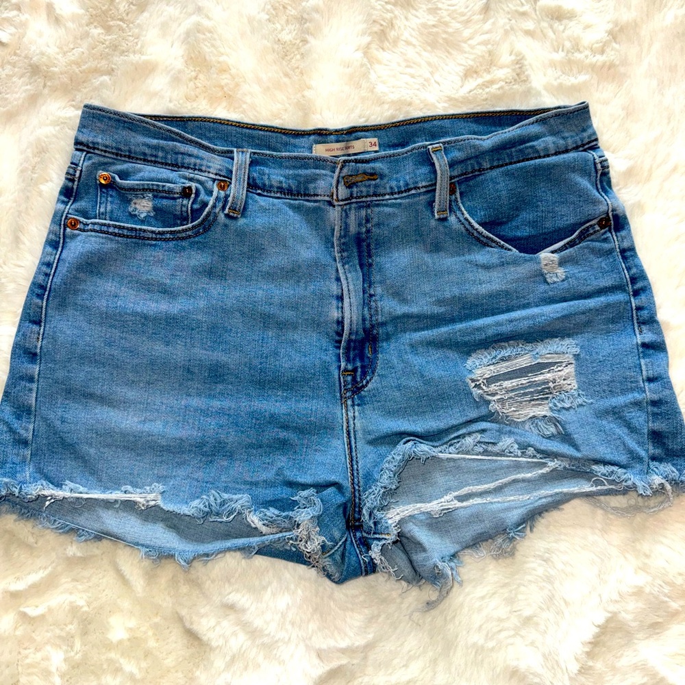 Levi High Rise Shorts